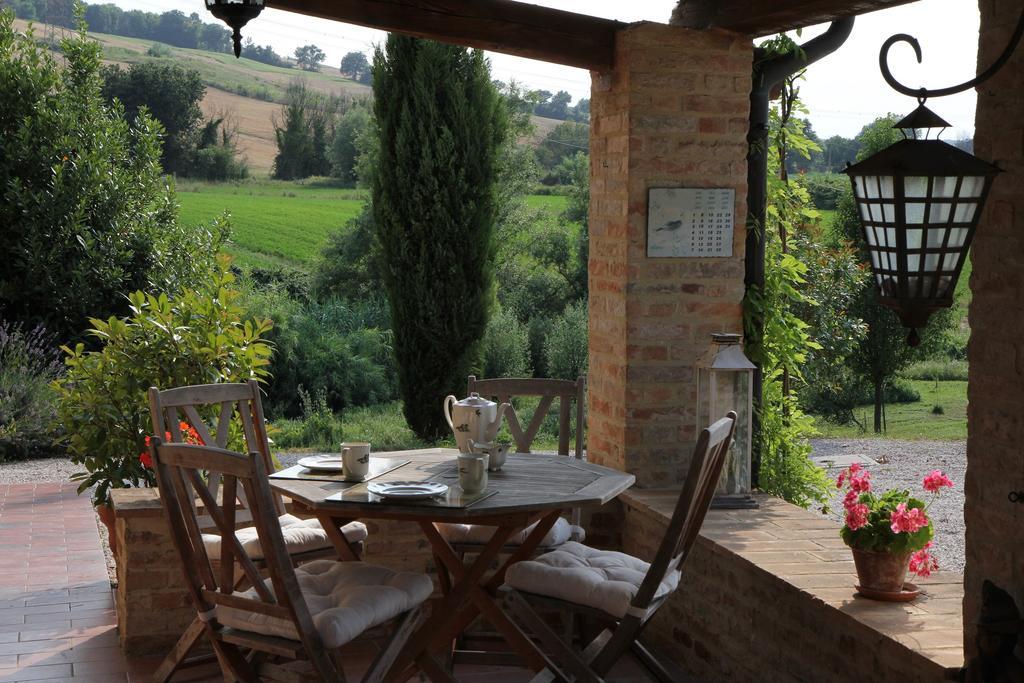 Casa Sorgente Bed & Breakfast San Costanzo Bagian luar foto